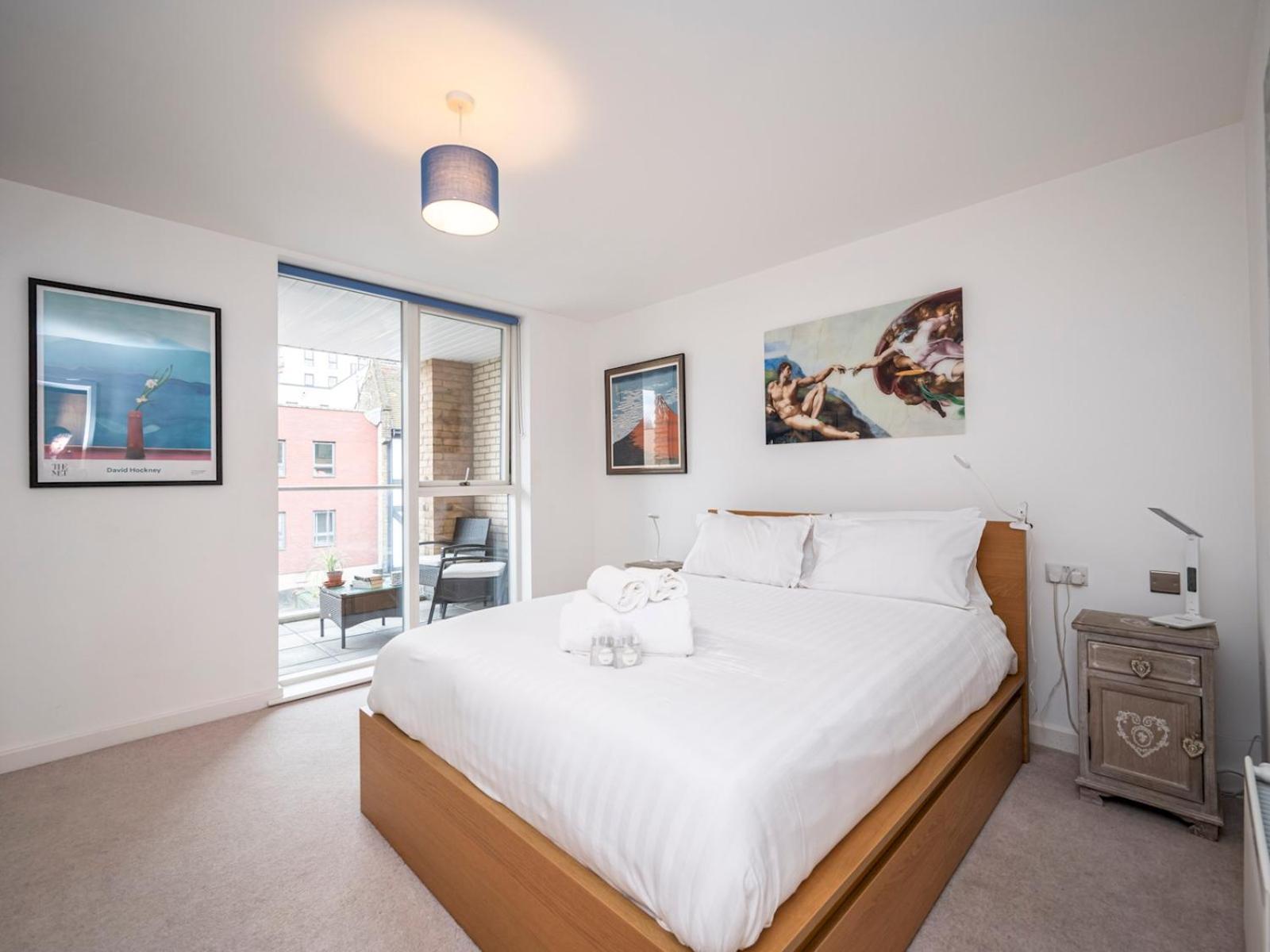 London Apartment Near Tower Bridge And Tube Pass The Keys Exterior foto